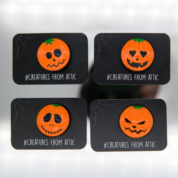 Halloween pumpkin pin - miniAttic