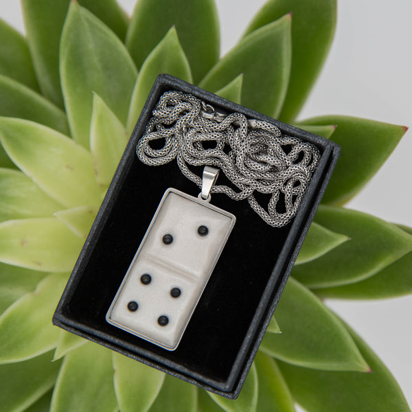 Shimmering Domino Necklace