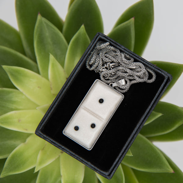 Shimmering Domino Necklace